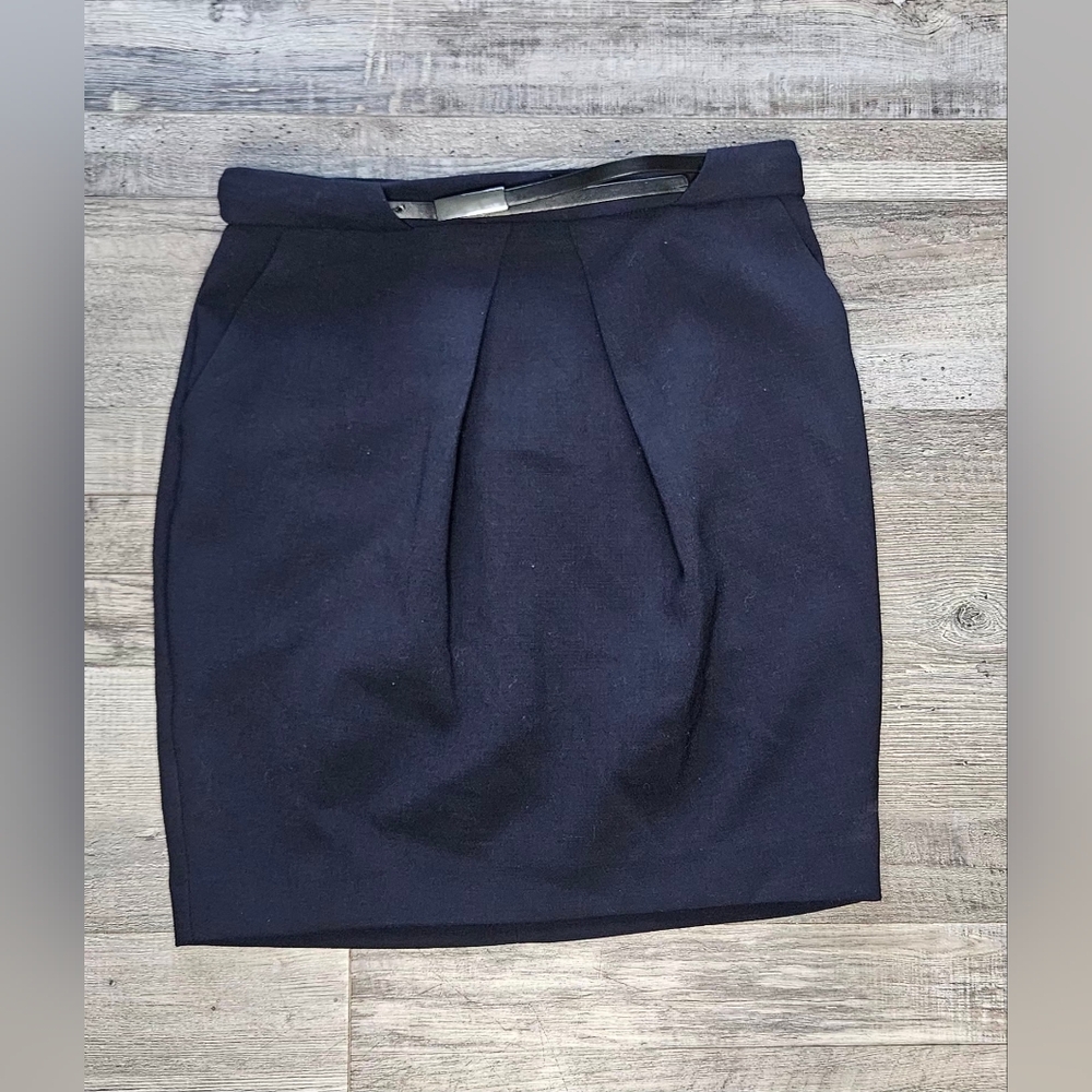 💛💜MNG  Suit Skirt  Size 2 Dark Blue Color💛💜‎